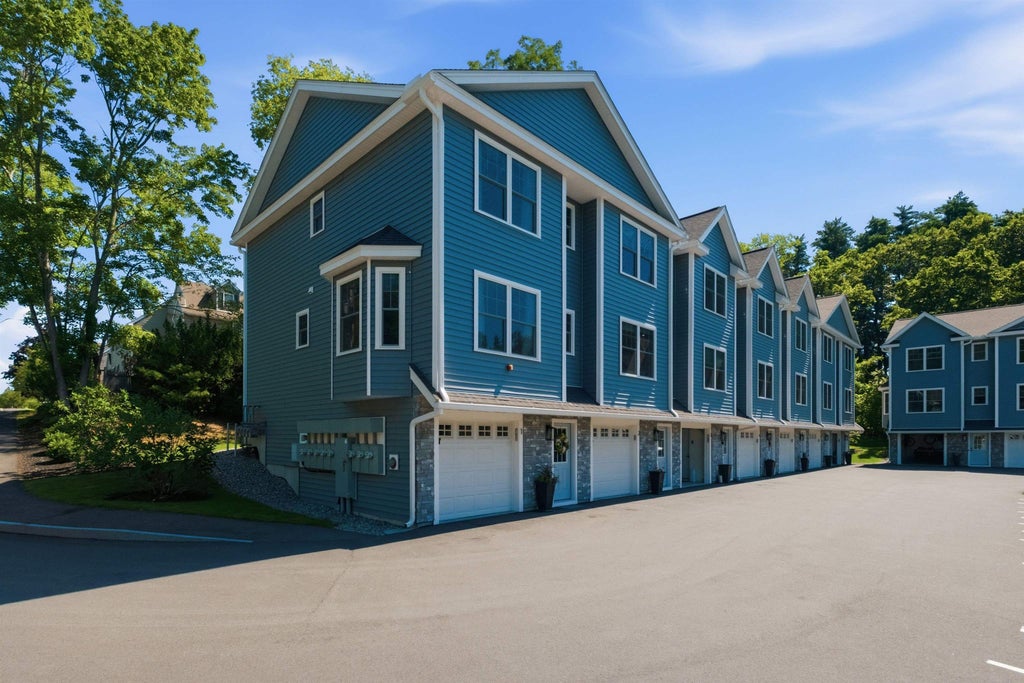 Photo of 32 Charter Street #1, Exeter, NH 03833 (MLS # 5104365)