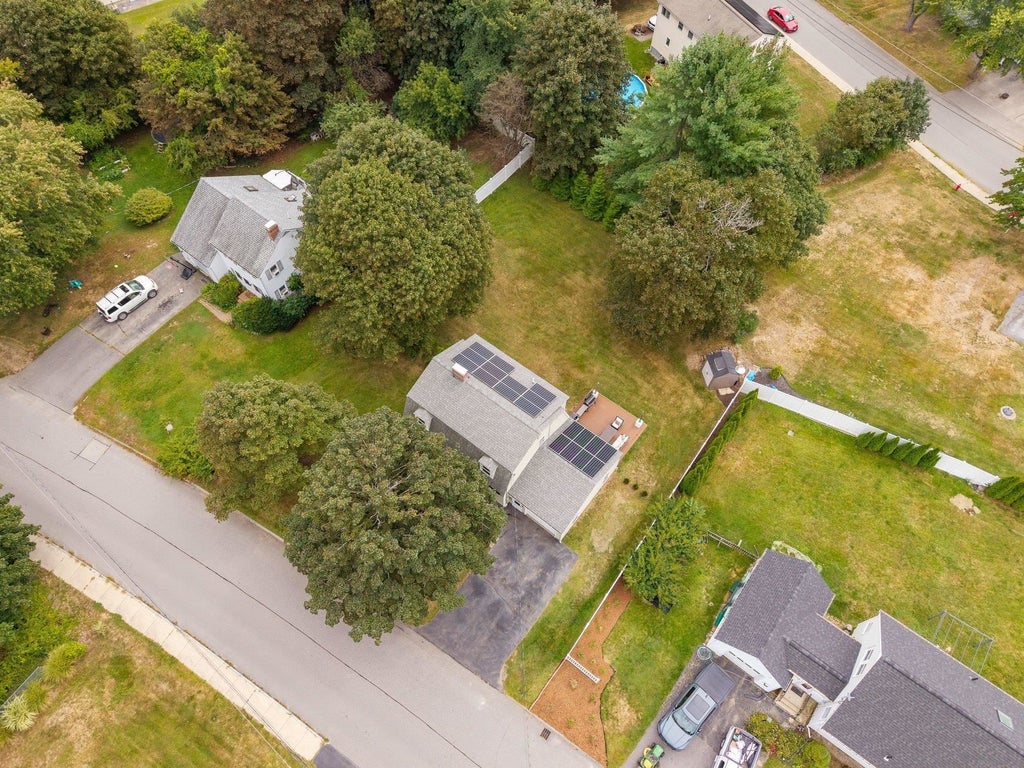 Photo of 15 Hawthorne Road, Dover, NH 03820 (MLS # 5110760)