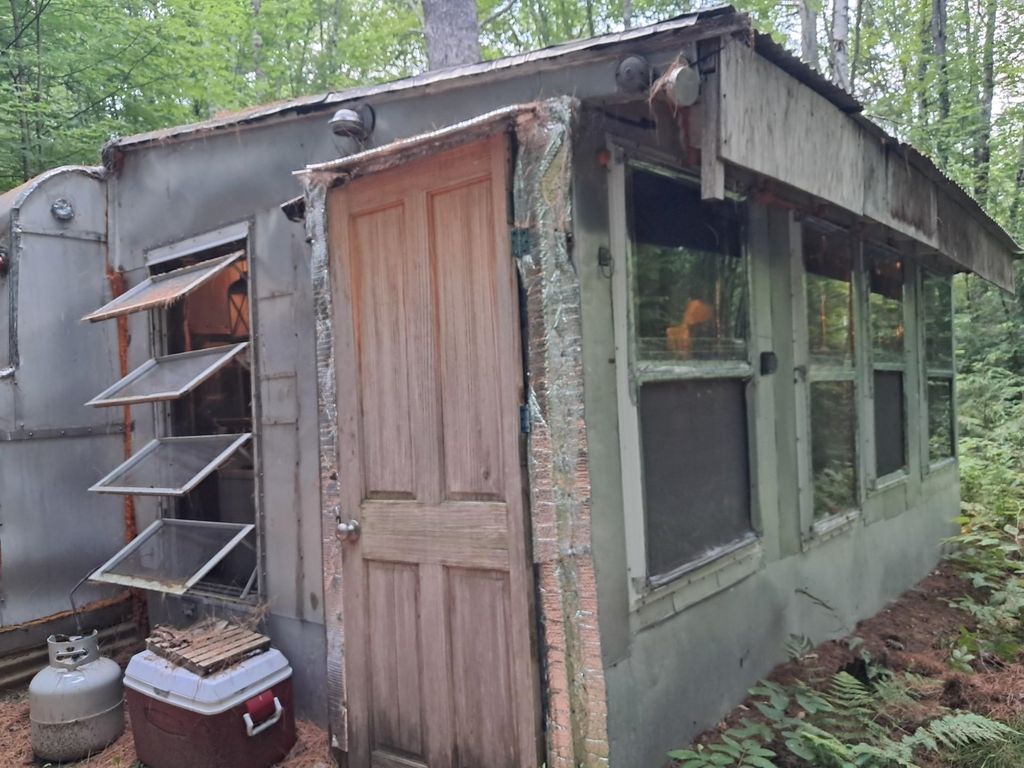 Photo of 16 Aspen Lane, Danbury, NH 03230 (MLS # 5090612)