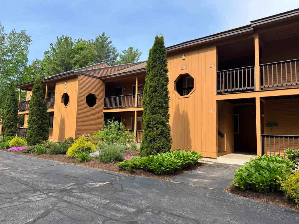 Photo of 15 Tennis Lane #B15, Thornton, NH 03285 (MLS # 5093038)