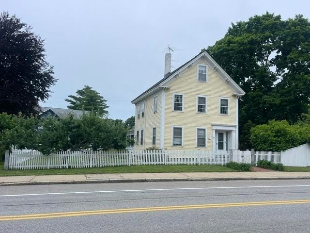 Photo of 46 Concord Street, Nashua, NH 03064 (MLS # 5096166)