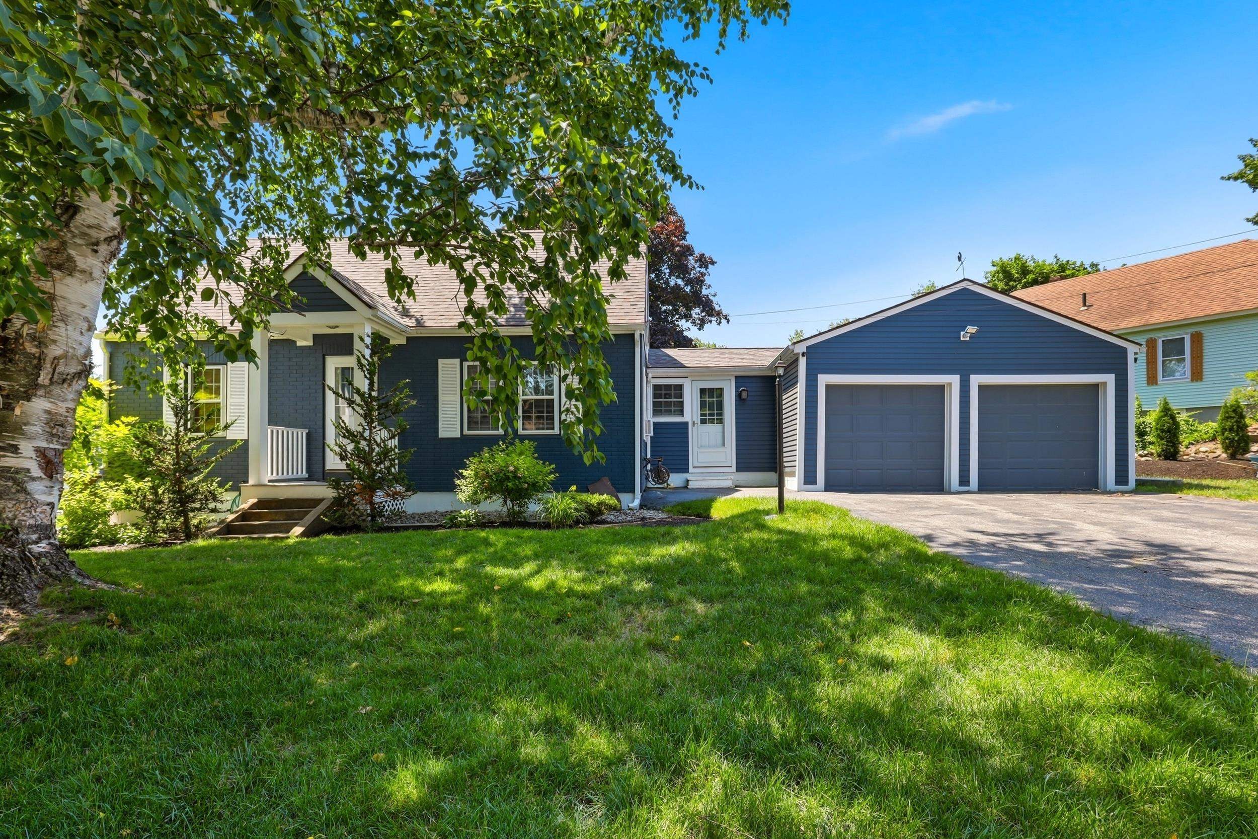 49 Aurore Avenue