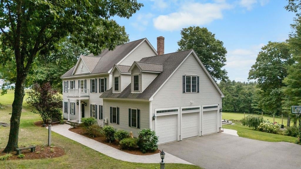 Photo of 1237 Center Road, Lyndeborough, NH 03082 (MLS # 5109222)
