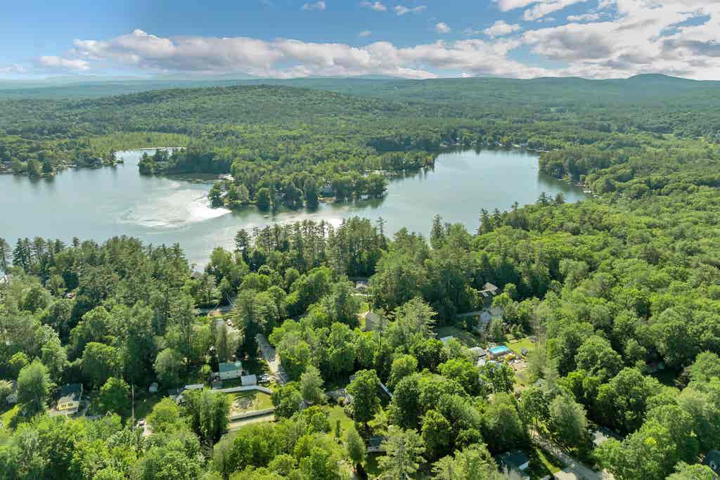 Photo of 3 Carter Road, Merrimack, NH 03054 (MLS # 5094028)