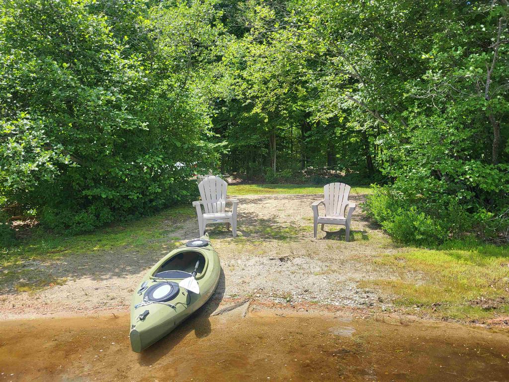 Photo of 143136 Martin Road, Weare, NH 03281 (MLS # 5095913)