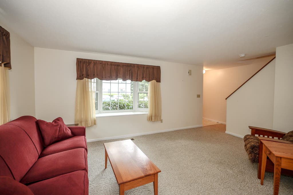 Photo of 1 Arabian Court, Goffstown, NH 03045 (MLS # 5106577)