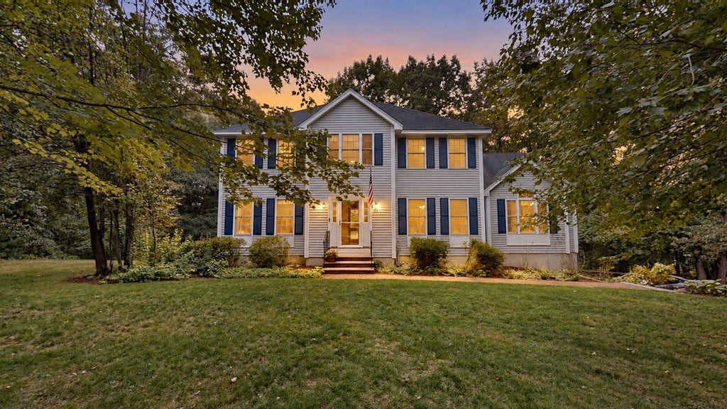 Photo of 79 Wyndridge Circle, Pelham, NH 03076 (MLS # 5110135)