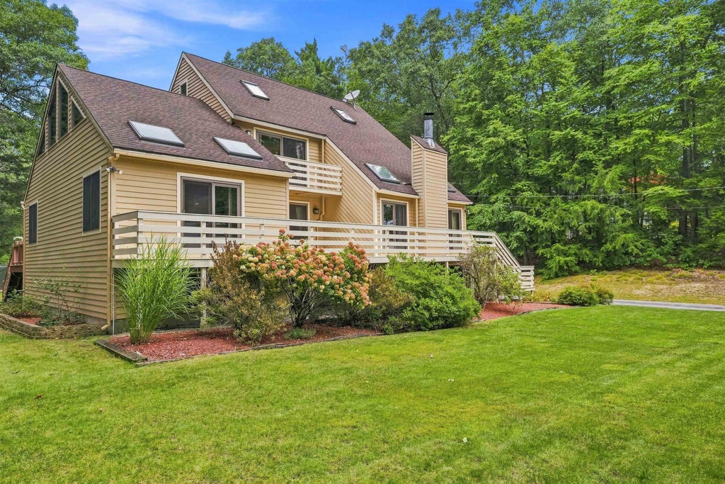 Photo of 200 Wheel Wright Road, Hampstead, NH 03841 (MLS # 5110083)