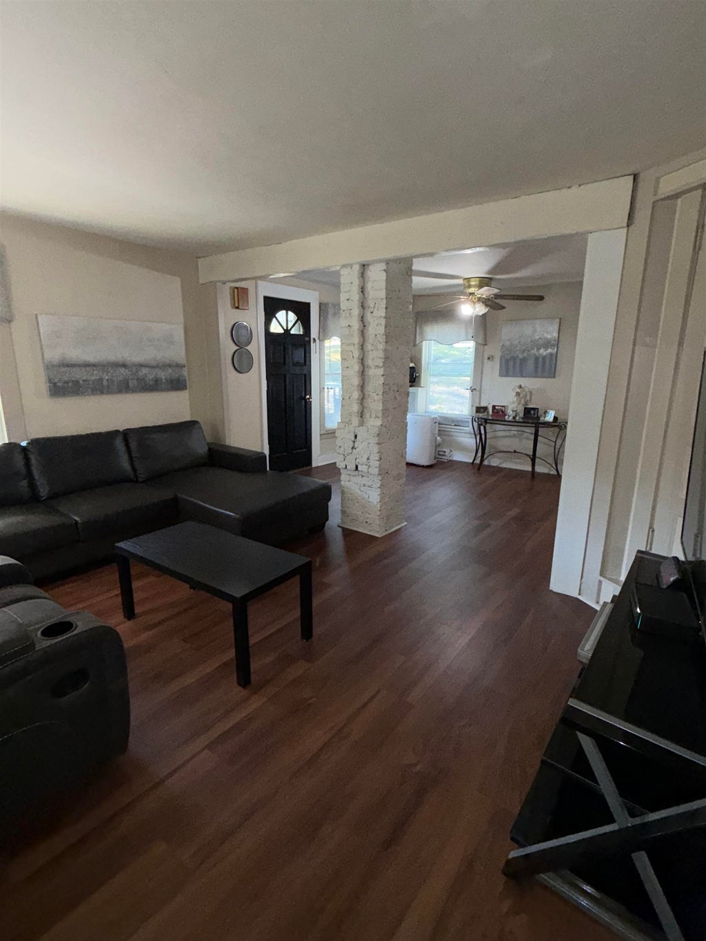 Photo of 10 Sullivan Avenue, Salem, NH 03079 (MLS # 5109845)