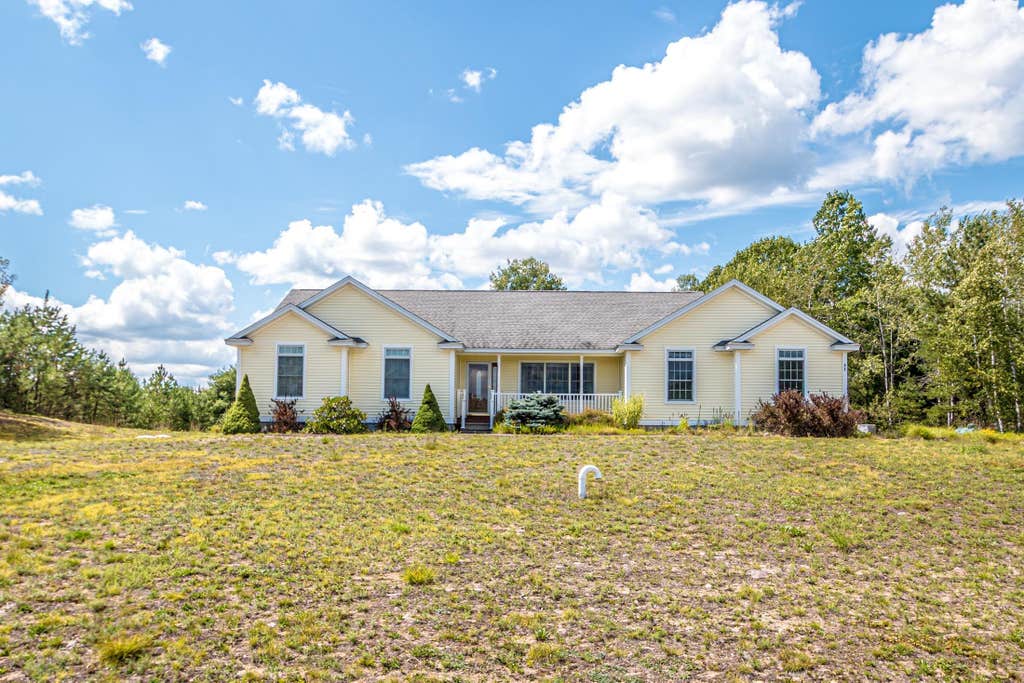 Photo of 92 Village Valley Drive, Wakefield, NH 03830 (MLS # 5105980)