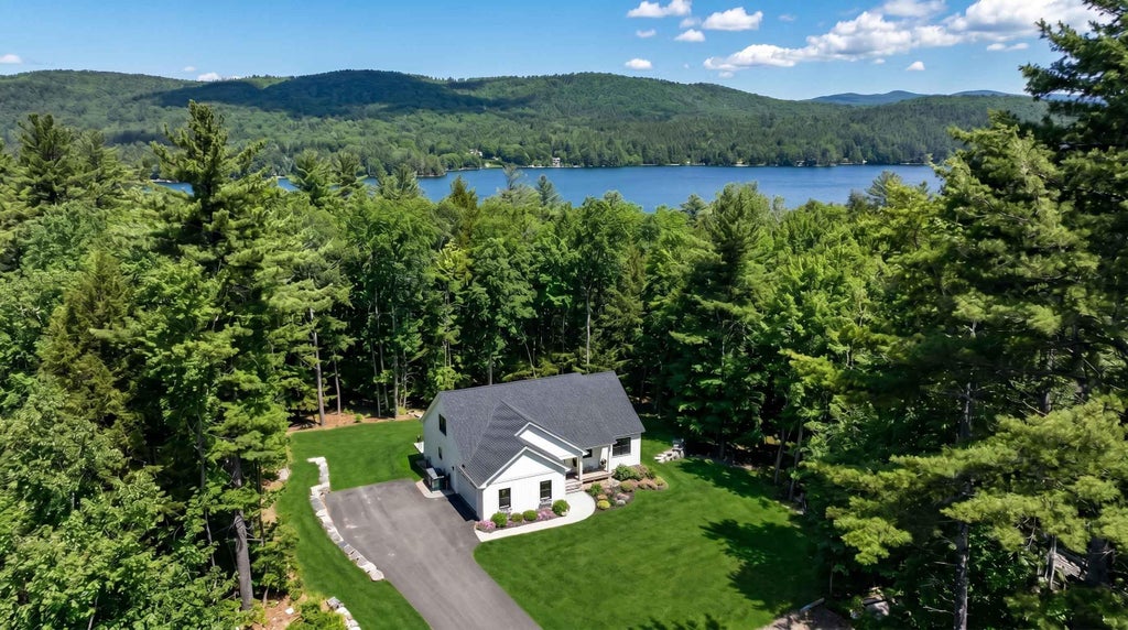 Photo of 203 Bunker Road, New London, NH 03257 (MLS # 5090024)