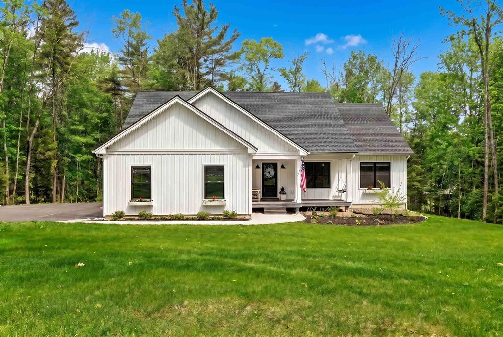 Photo of 203 Bunker Road, New London, NH 03257 (MLS # 5090024)