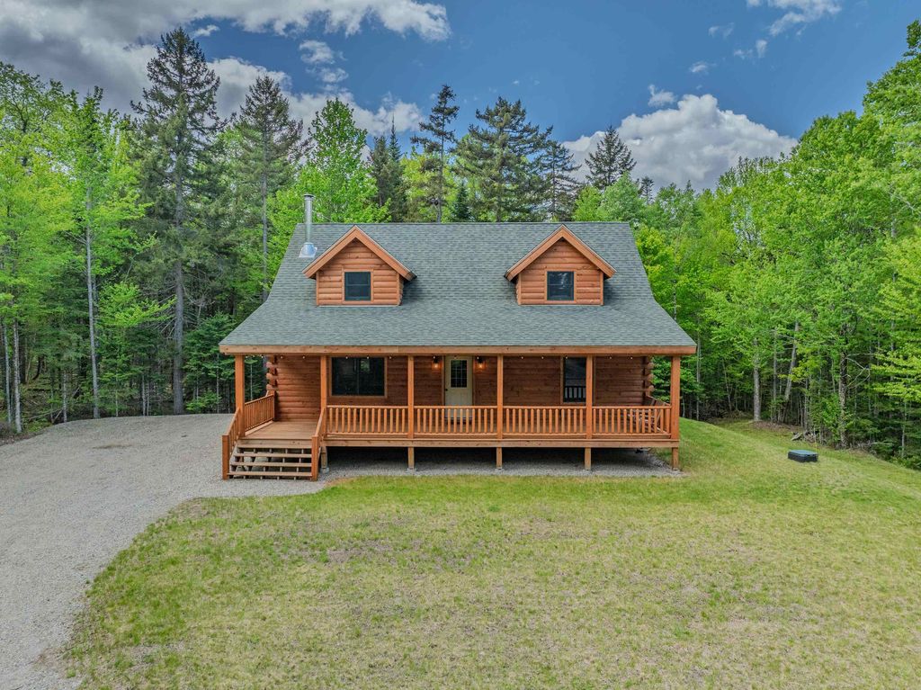 Photo of 92 Joyce Drive, Carroll, NH 03595 (MLS # 5092327)