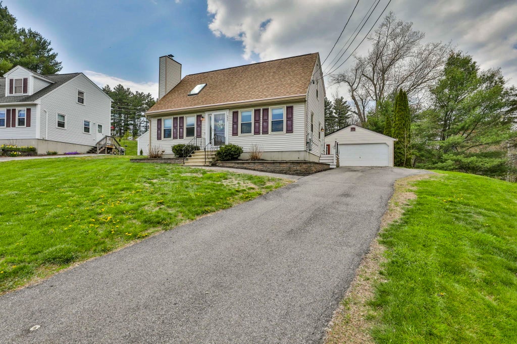 Photo of 233 Trolley Street, Manchester, NH 03103 (MLS # 5088133)
