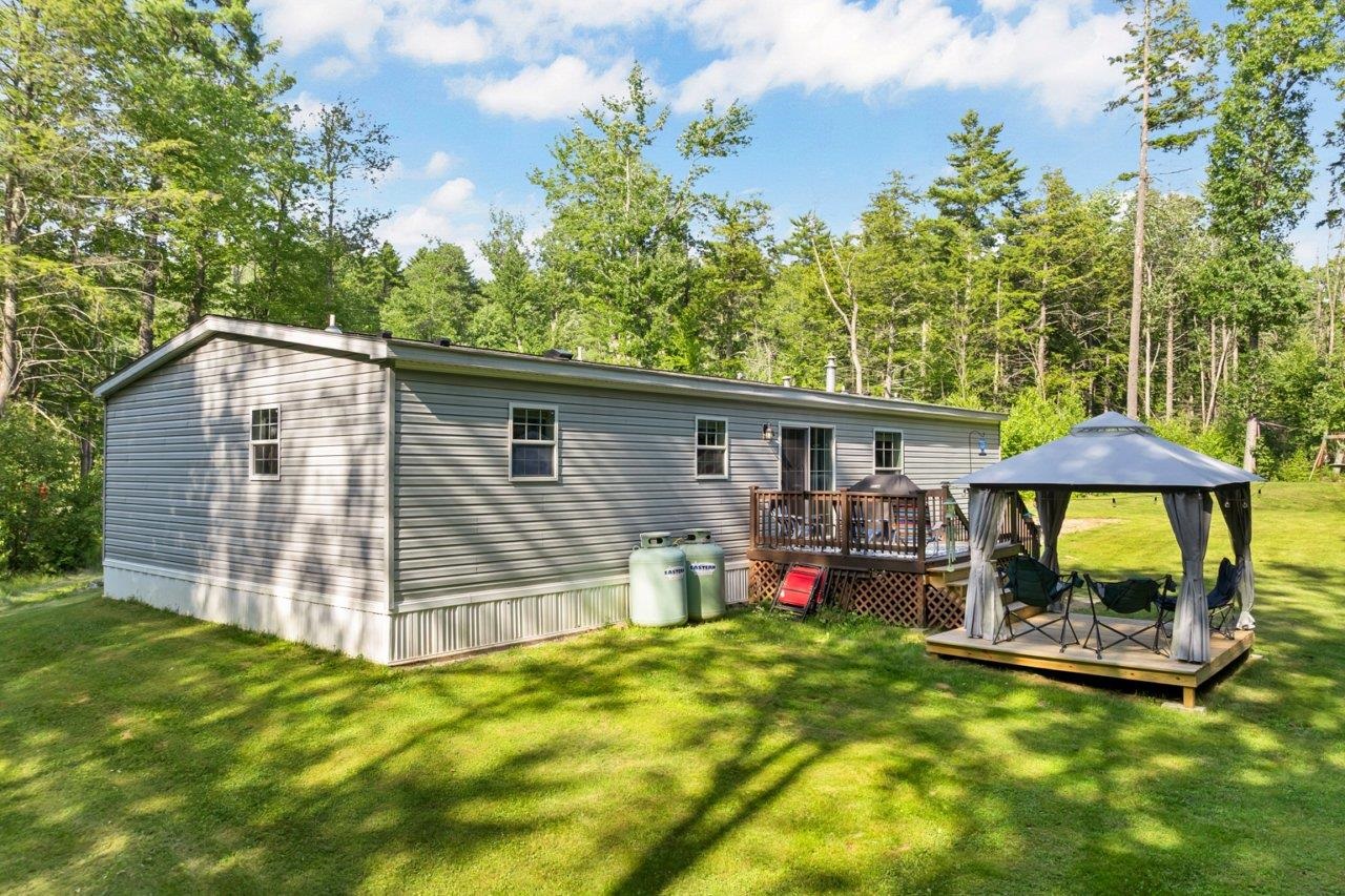 954 Ten Rod Road