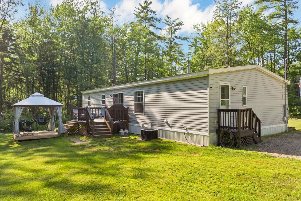 954 Ten Rod Road