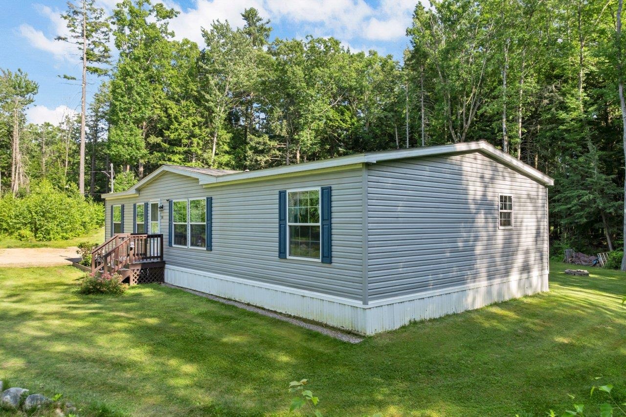 954 Ten Rod Road