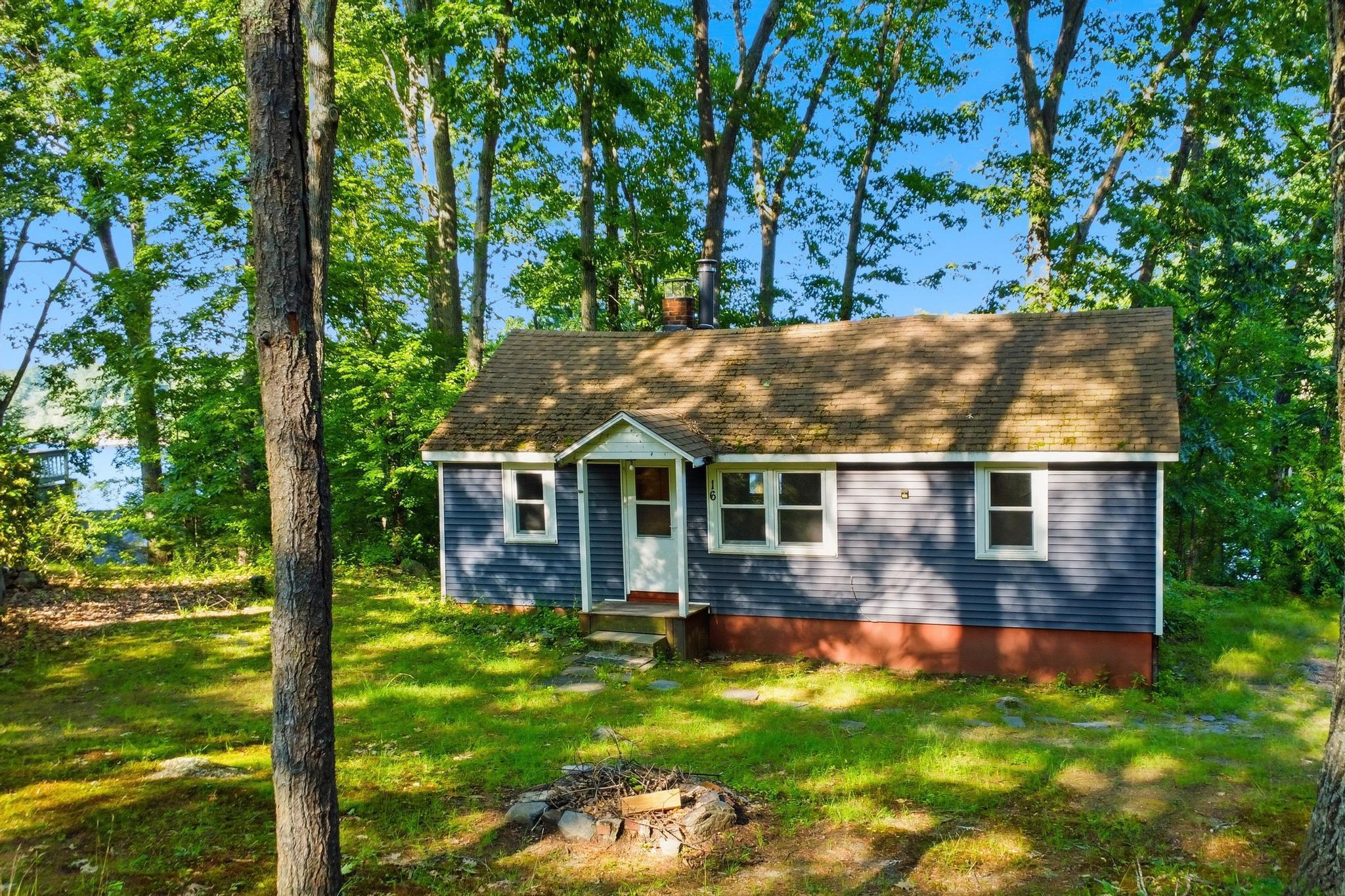 16 Hillside Avenue
