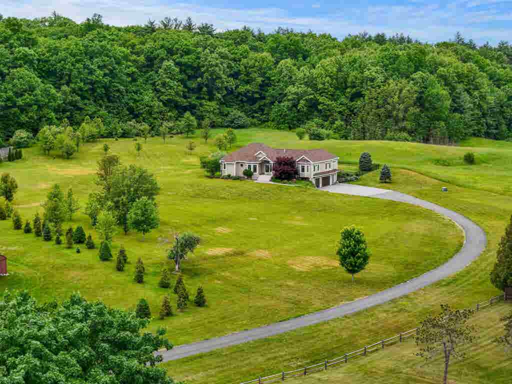 Photo of 164 Broad Street, Hollis, NH 03049 (MLS # 5091895)