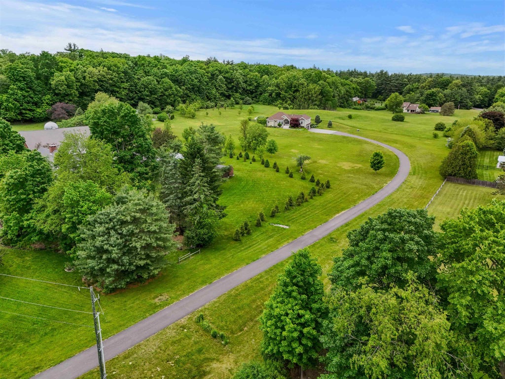 Photo of 164 Broad Street, Hollis, NH 03049 (MLS # 5091895)