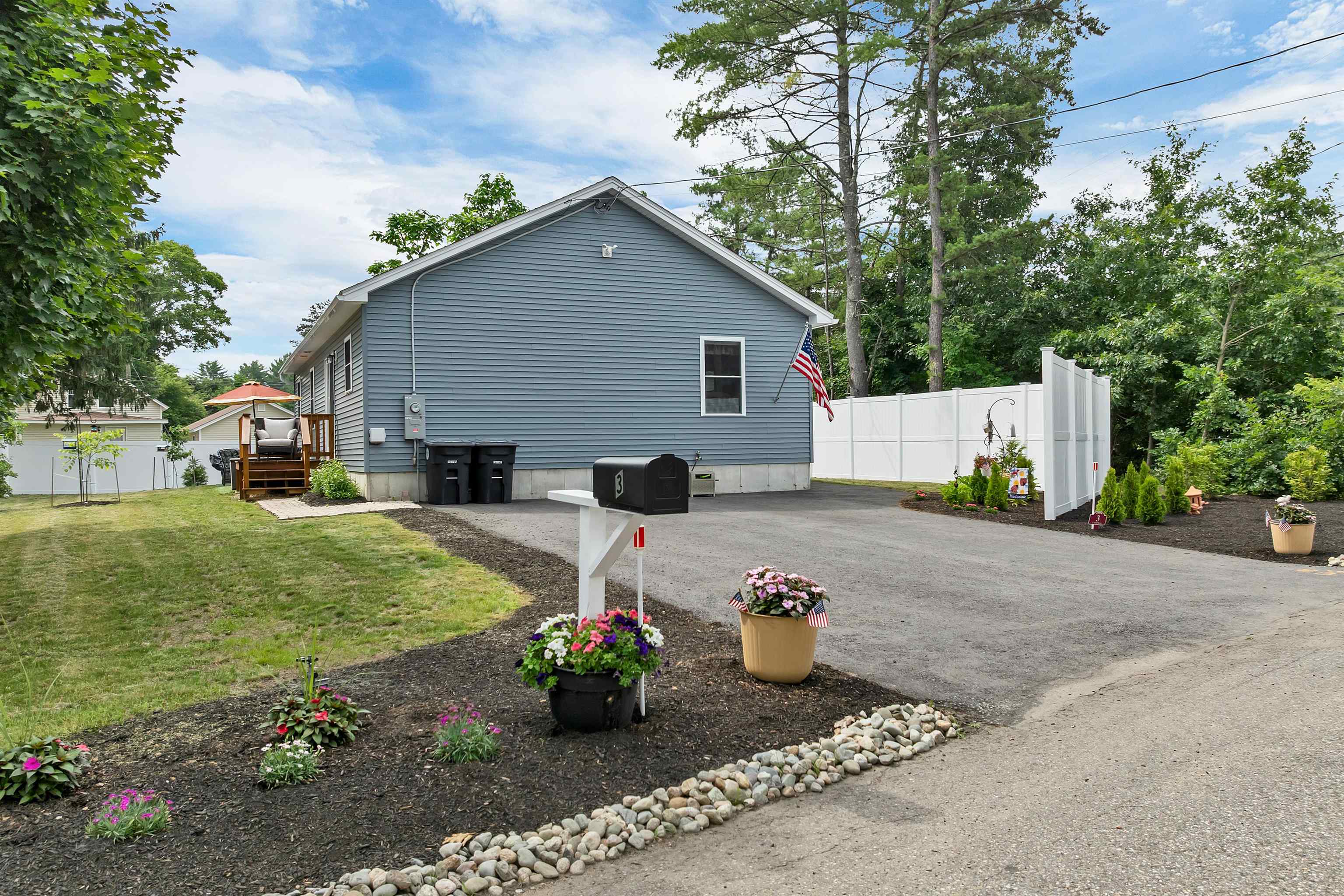 3 Carver Street