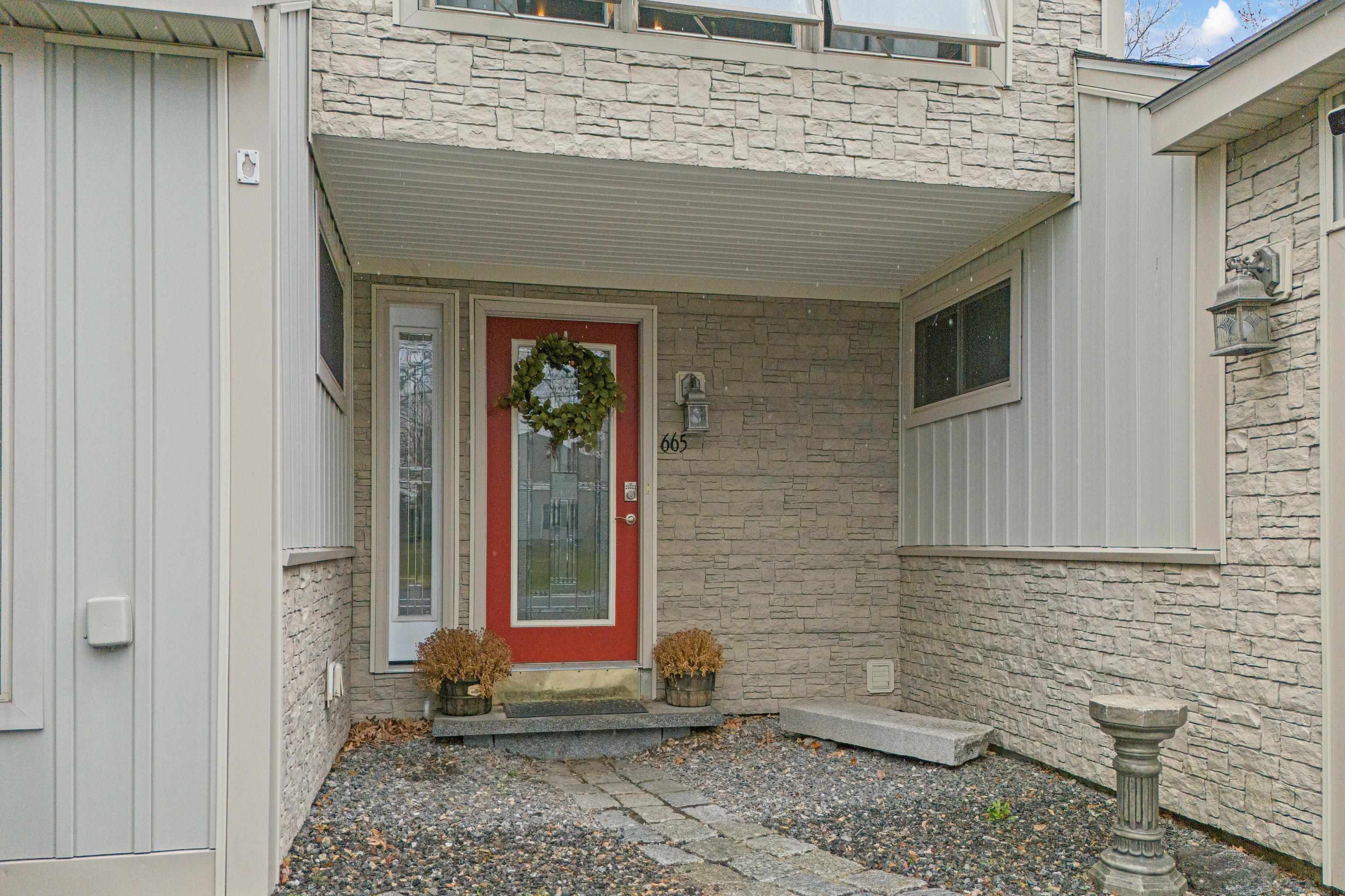665 Walnut Street