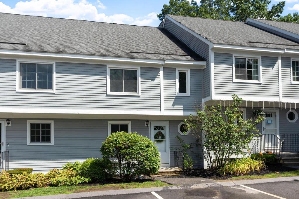 Photo of 19 Swift Lane, Merrimack, NH 03054 (MLS # 5103935)