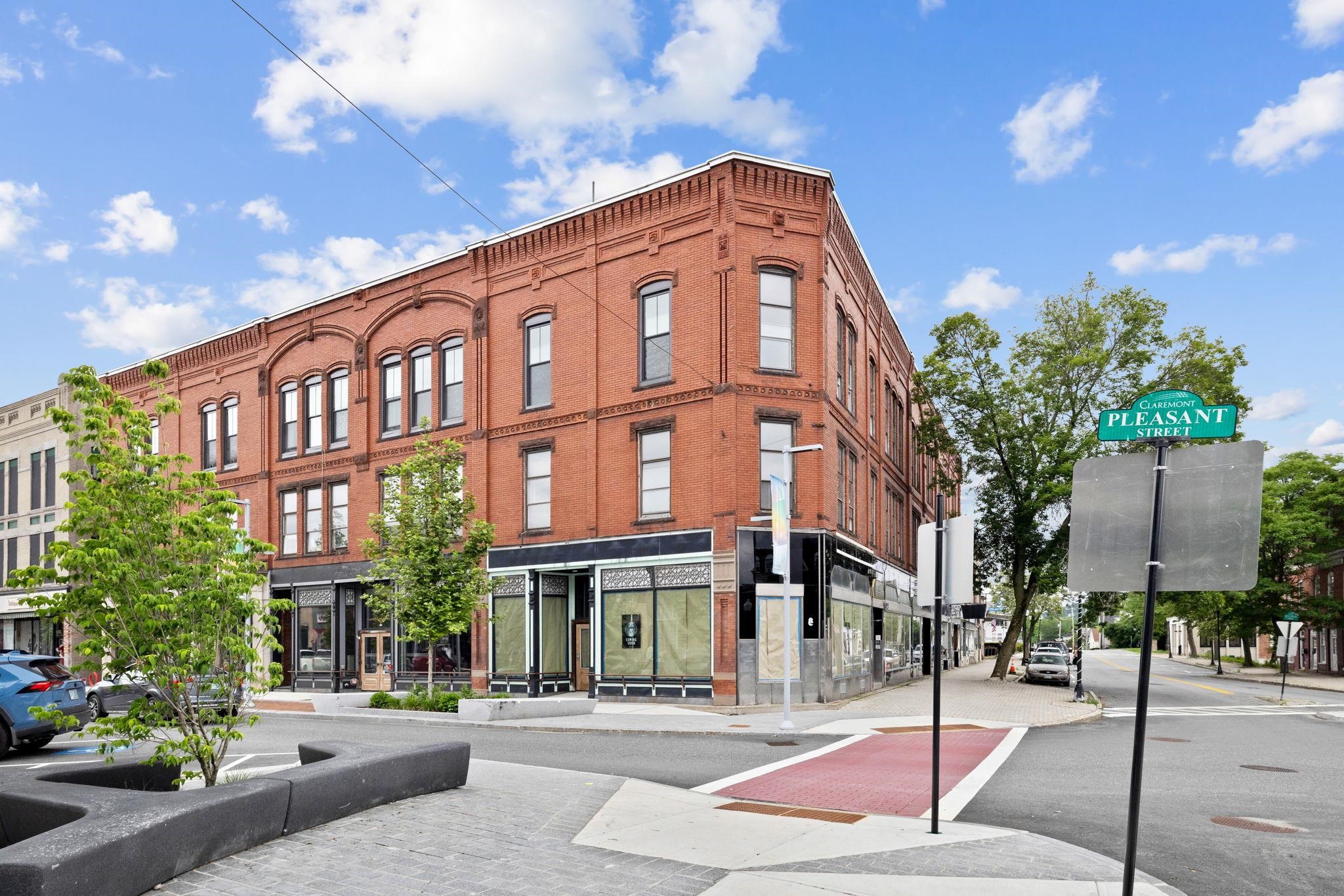 1 Pleasant Street