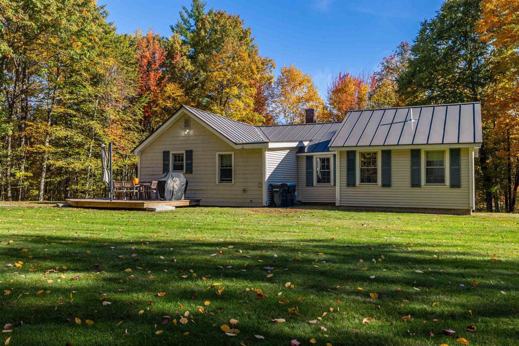 Photo of 42 Lake View Drive, Concord, NH 03303 (MLS # 5114801)
