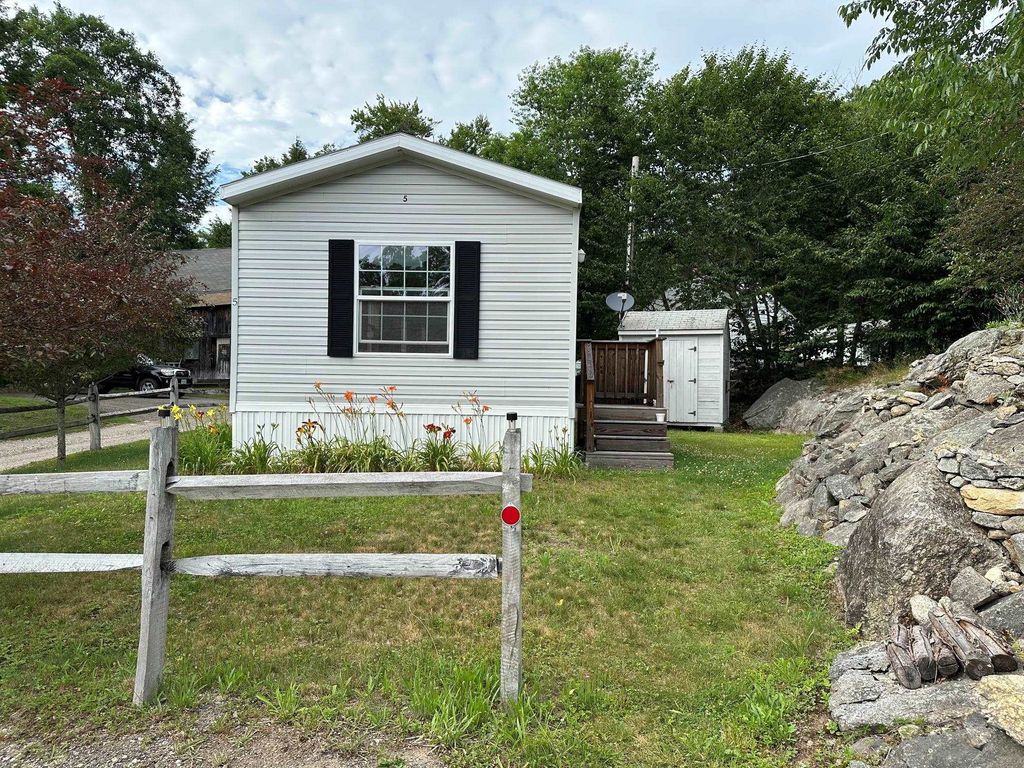 Photo of 5 Mark Street, Jaffrey, NH 03452 (MLS # 5098775)