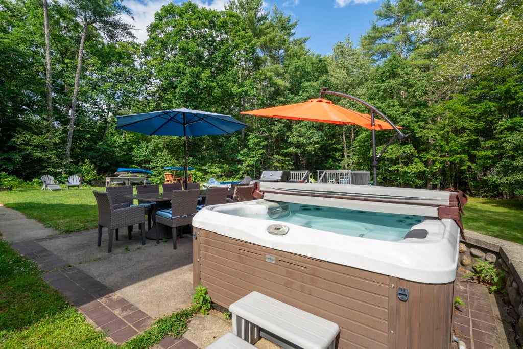 Photo of 111 Shepard Home Road, Chester, NH 03036 (MLS # 5096706)