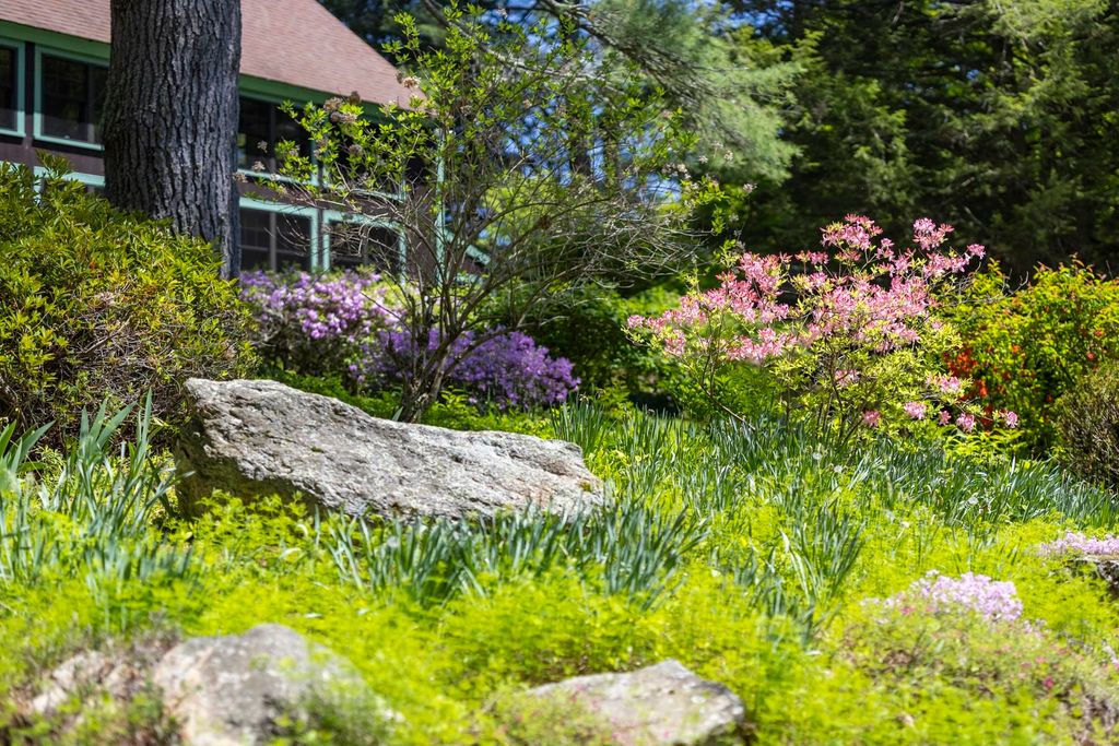 Photo of 1526 South Road, Hopkinton, NH 03229 (MLS # 5091687)