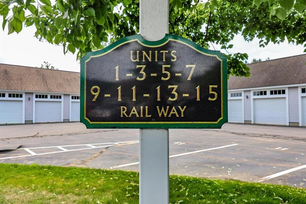 11 Rail Way