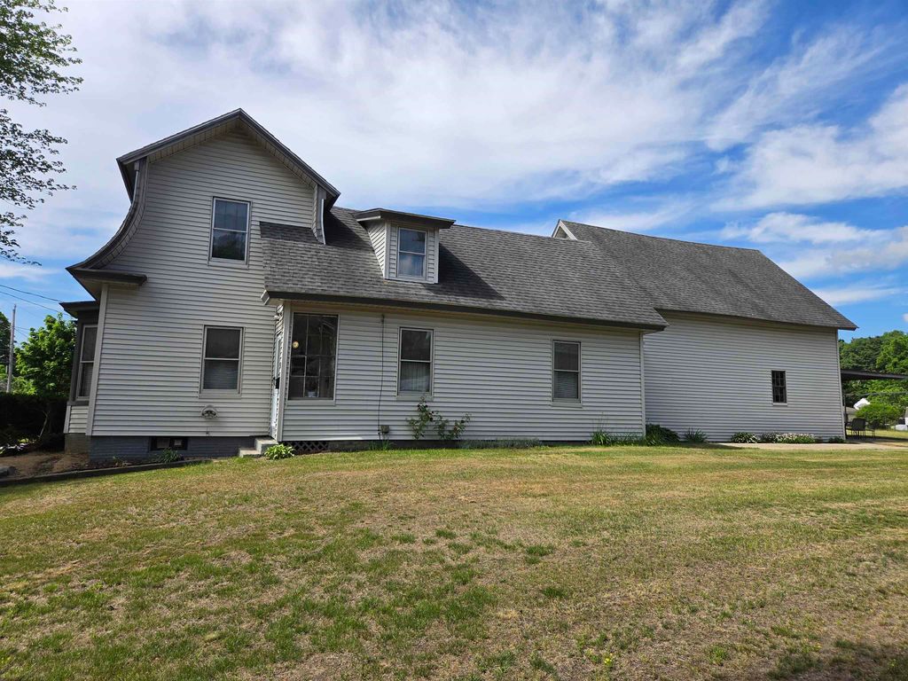 Photo of 599 S Main Street, Manchester, NH 03102 (MLS # 5094141)