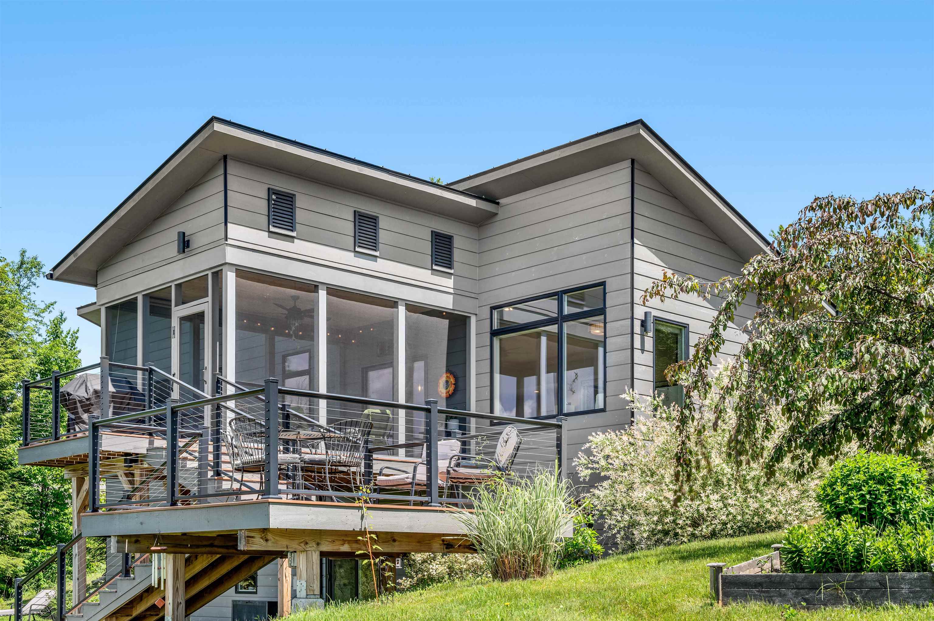 532 Mountain Estates Drive