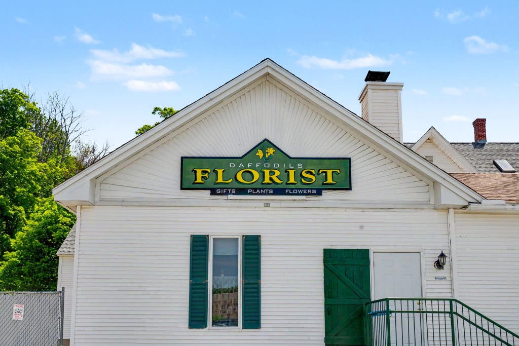 Photo of 11 Turnpike Road, Jaffrey, NH 03452 (MLS # 5104286)