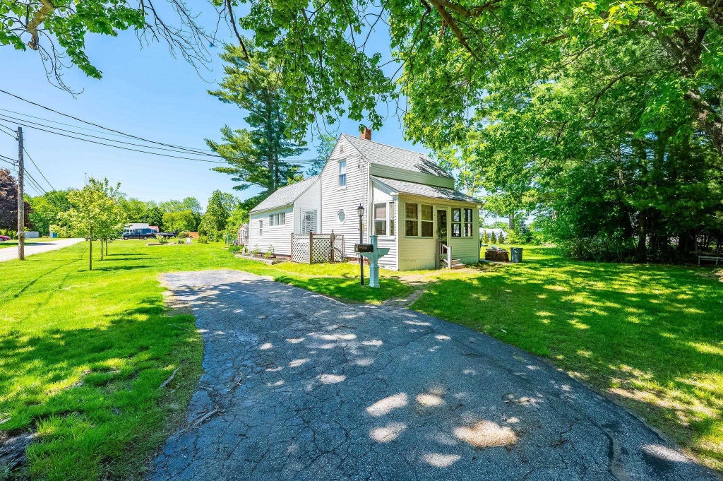 Photo of 1 Stewart Court, Rochester, NH 03867 (MLS # 5092742)