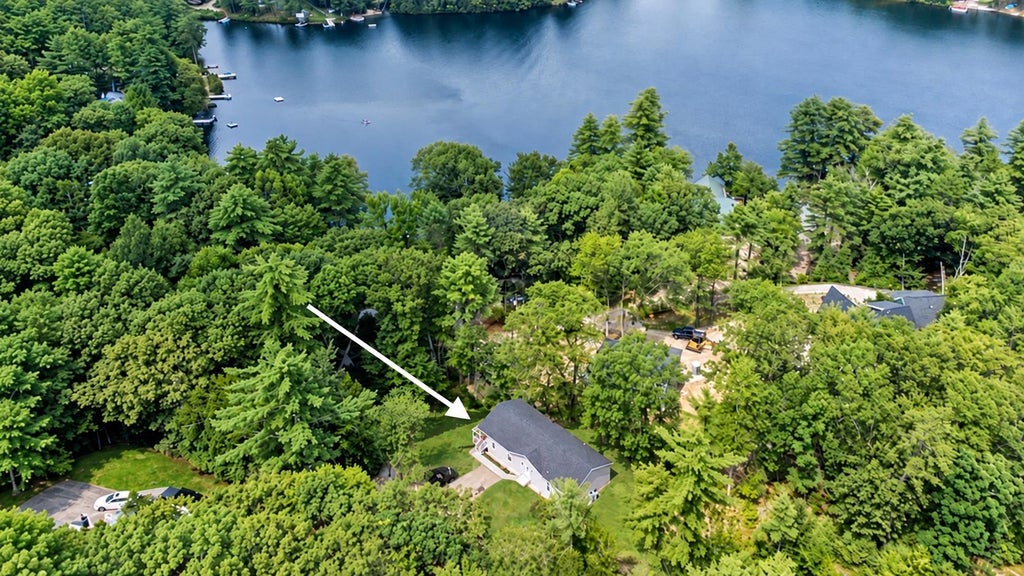 Photo of 33 Terry Road, Wakefield, NH 03830 (MLS # 5102288)