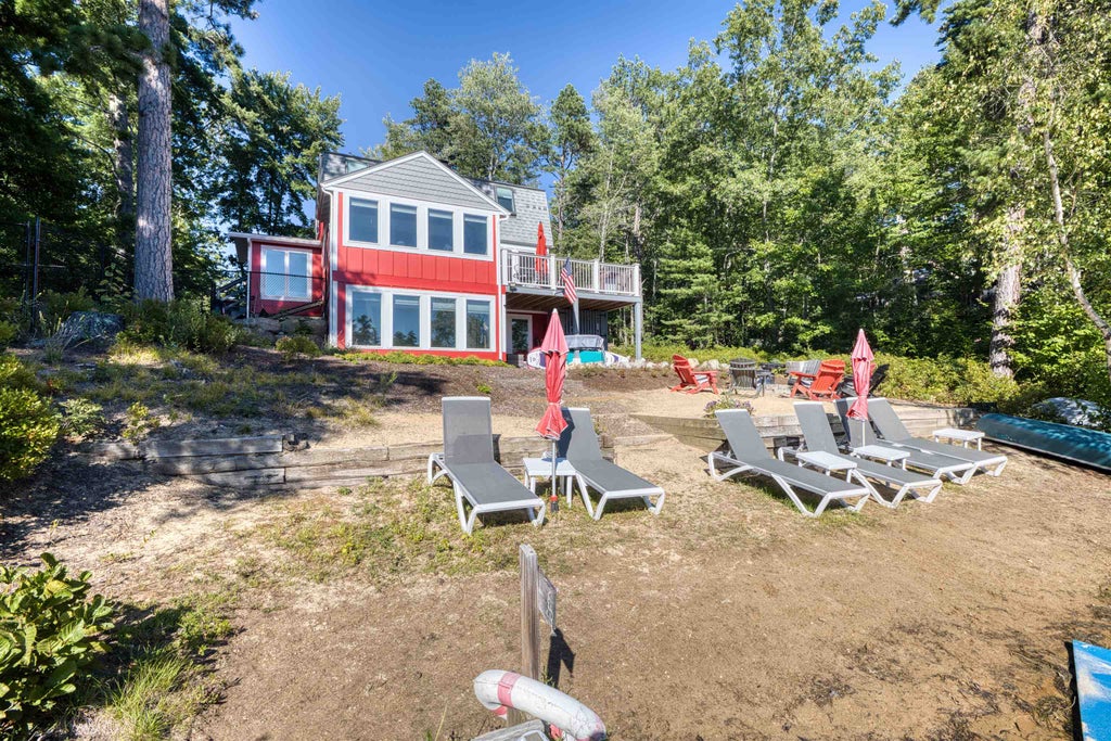 Photo of 72 Ridge Road, Ossipee, NH 03814 (MLS # 5107756)