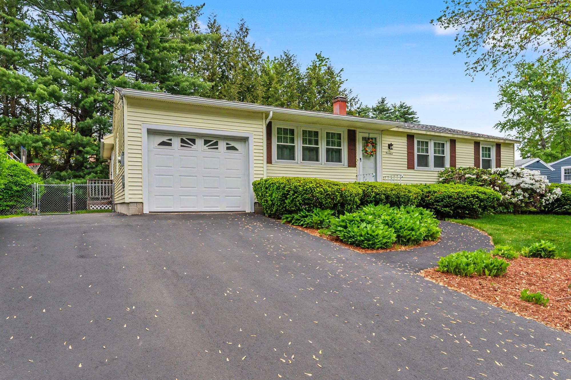 14 Upstone Drive