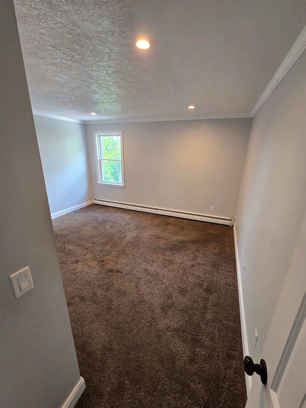 Photo of 25 w rosedale Avenue, Manchester, NH 03103 (MLS # 5095766)