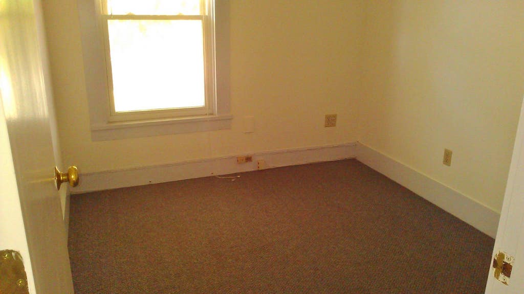 Photo of 1 School Street #E, Lebanon, NH 03766 (MLS # 5097680)