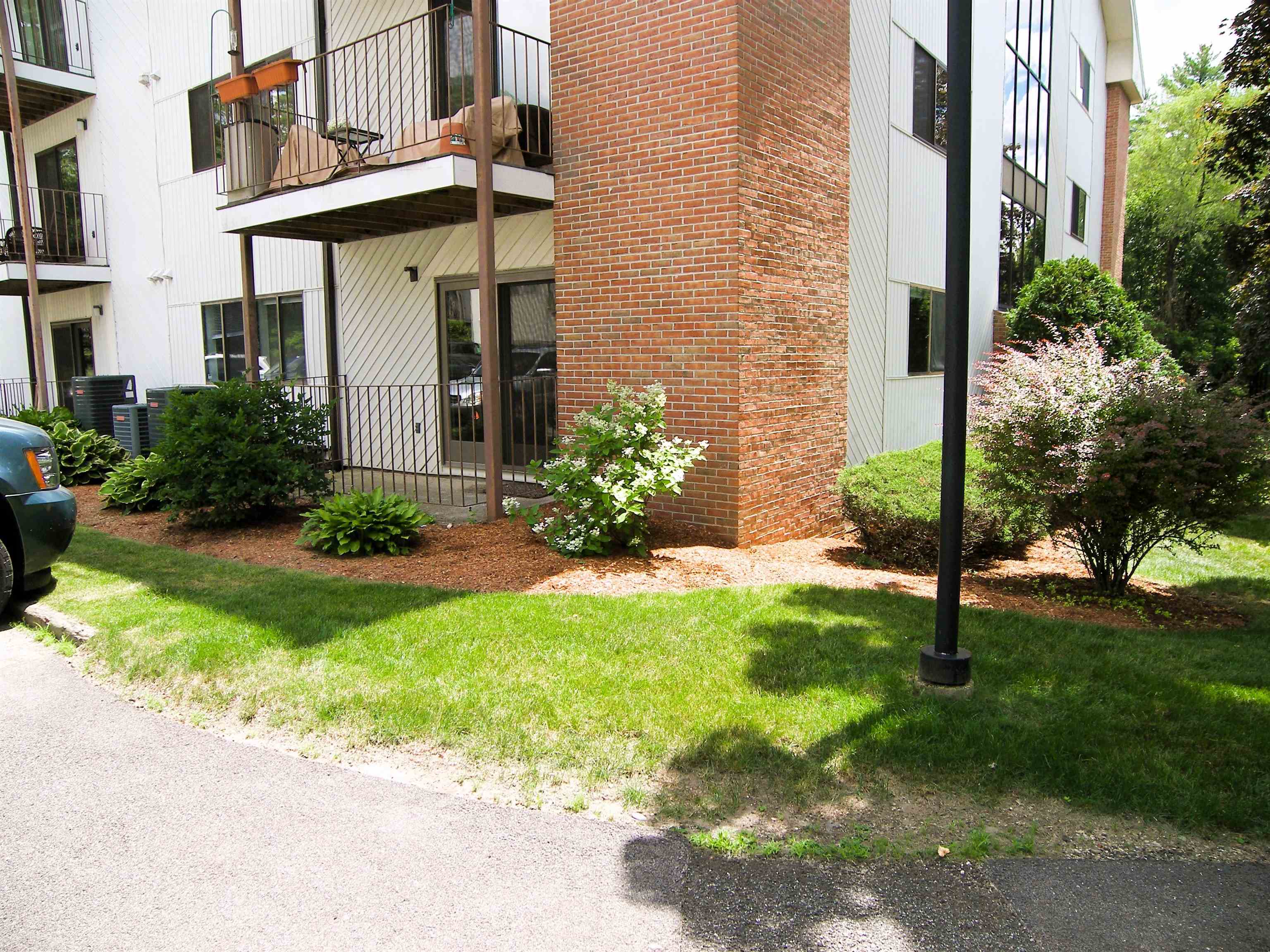 307B Amherst Street 125