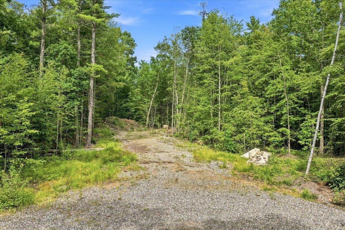 118 Diamond Hill Road 143-1