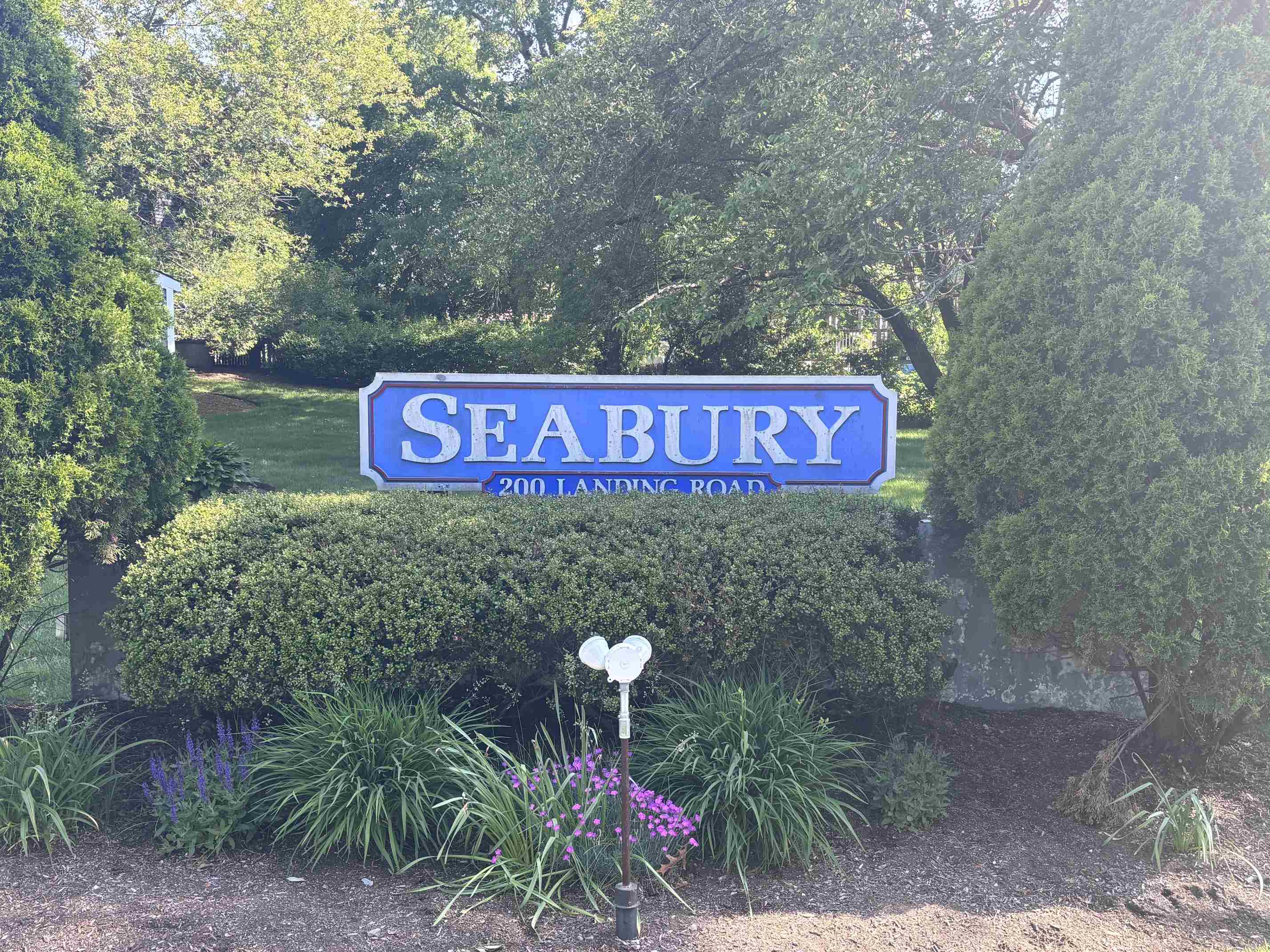 102 Seabury 102