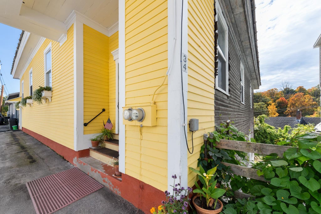 Photo of 34 Spring Street, Bristol, NH 03222 (MLS # 5112711)