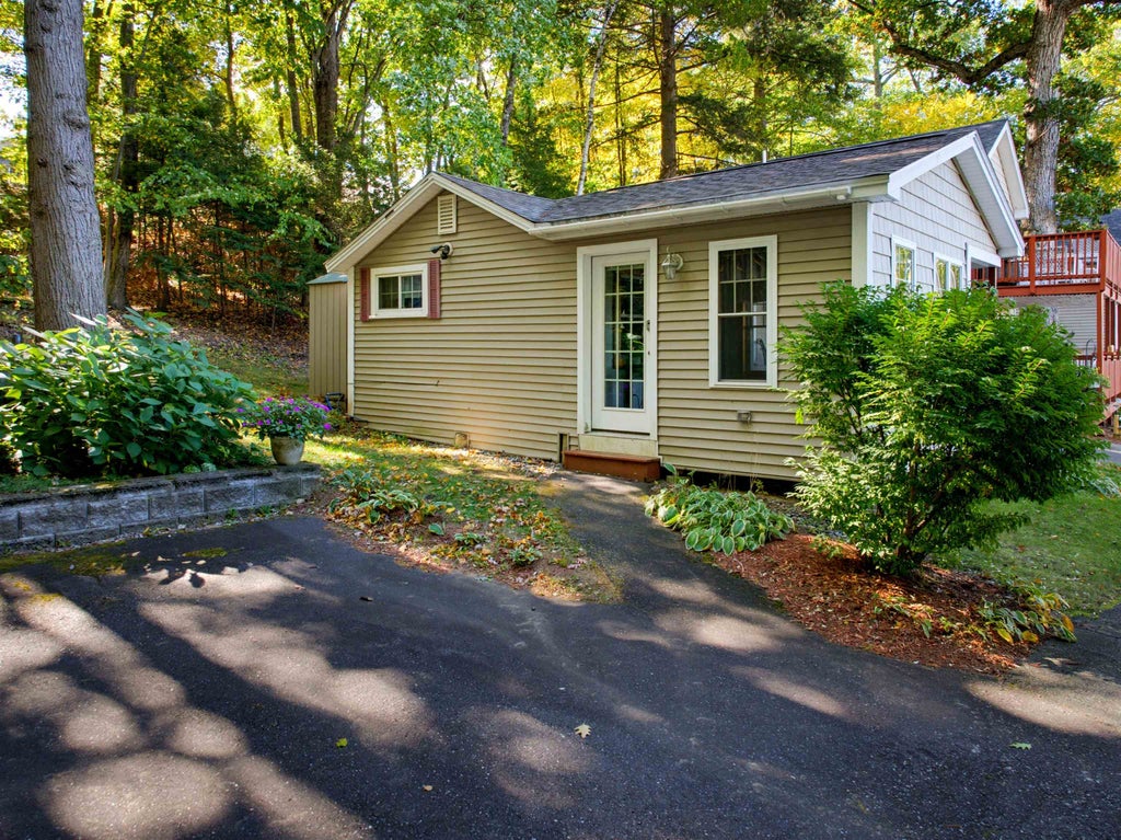 Photo of 937 Weirs Boulevard #6, Laconia, NH 03246 (MLS # 5113668)