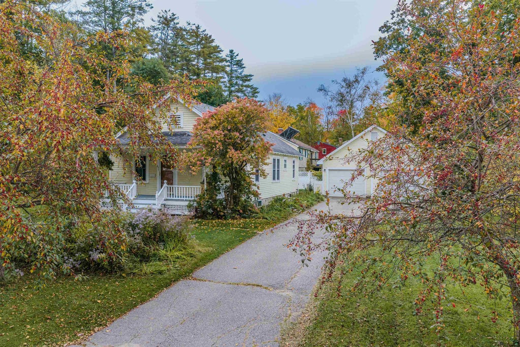 Photo of 49 Merrill Street, Plymouth, NH 03264 (MLS # 5112799)