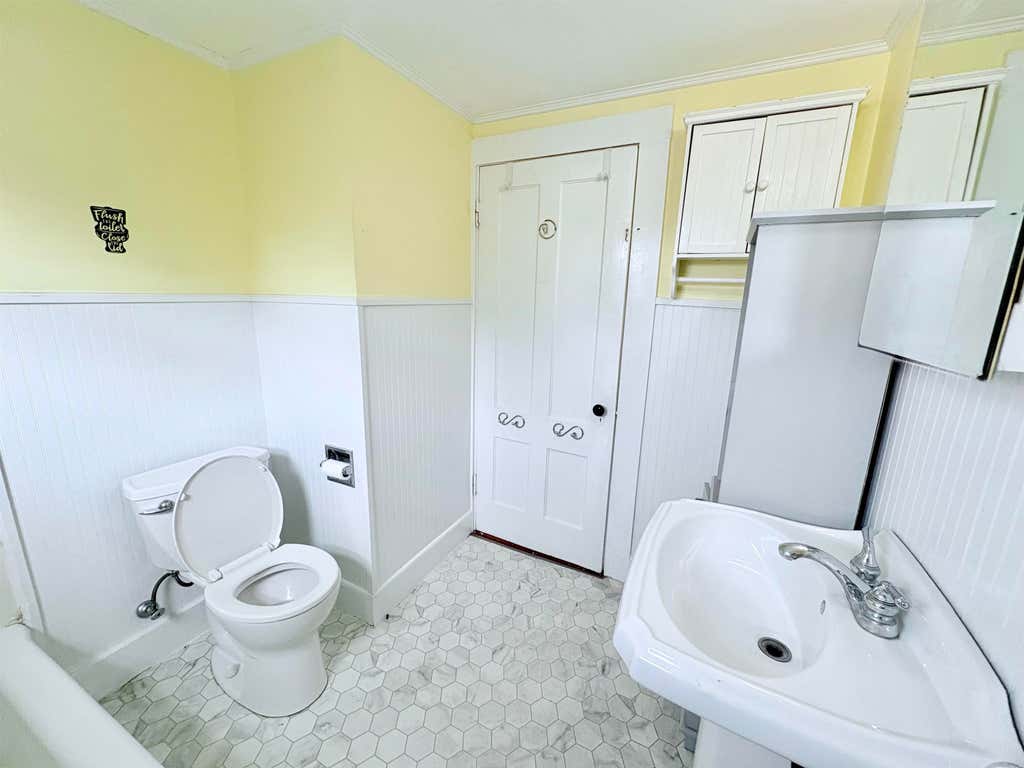 Photo of 883 Union Street #3, Manchester, NH 03104 (MLS # 5104159)