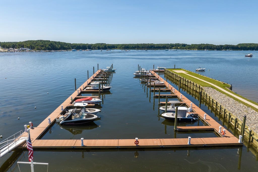 Photo of 13 LITTLE BAY MARINA LN, Dover, NH 03820 (MLS # 5078098)